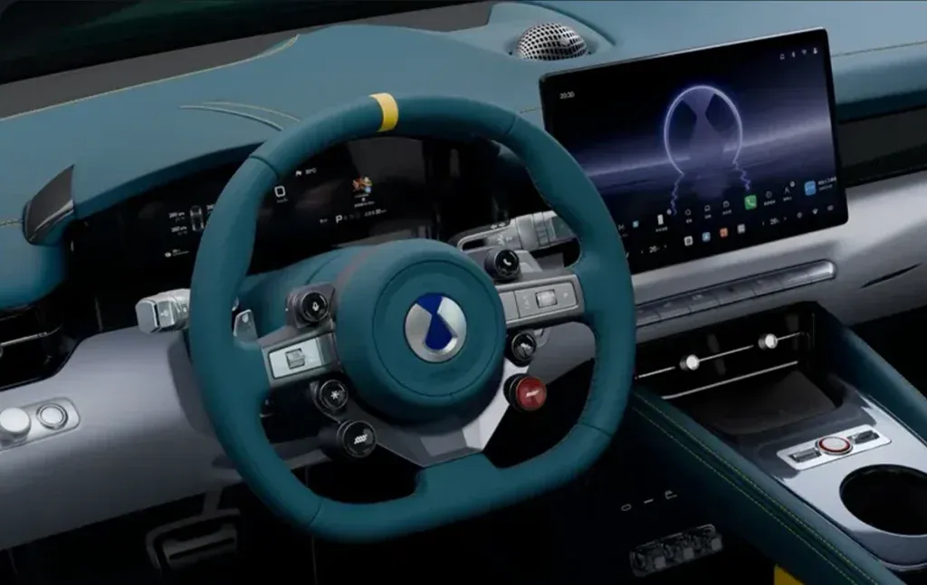 Denza Z cabrio interni | Elettronauti.it