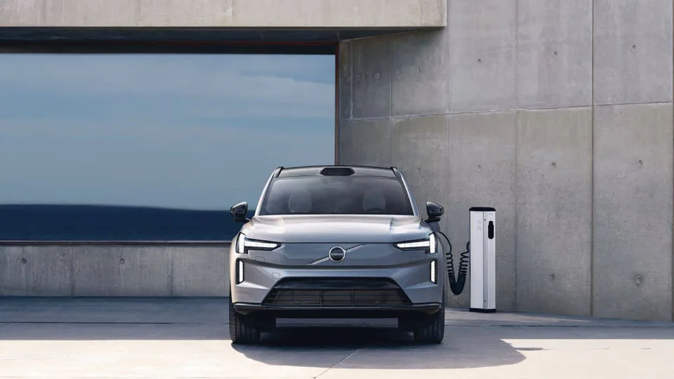 L'uscita della Volvo EX90 EV viene ritardata a causa di problemi di sviluppo del software
