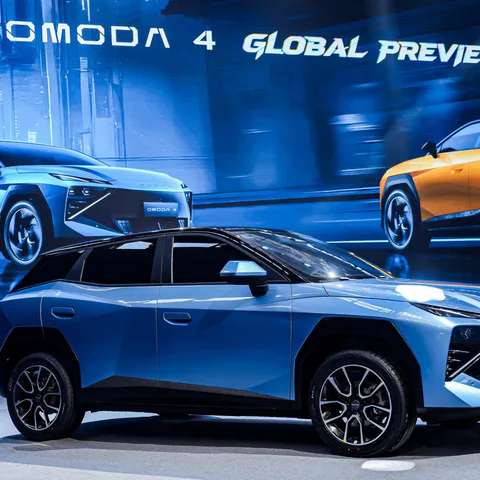 Omoda 4
