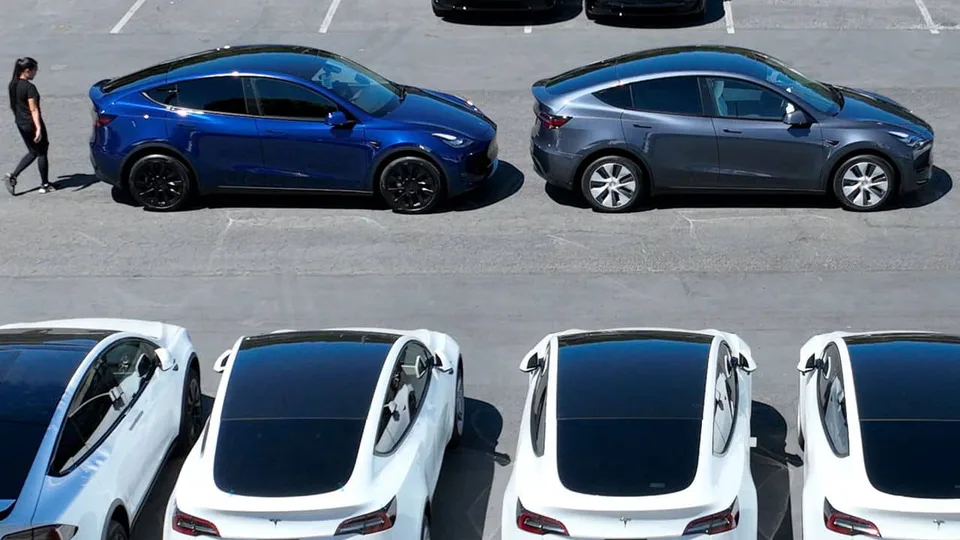 Tesla Model Y in Consegna