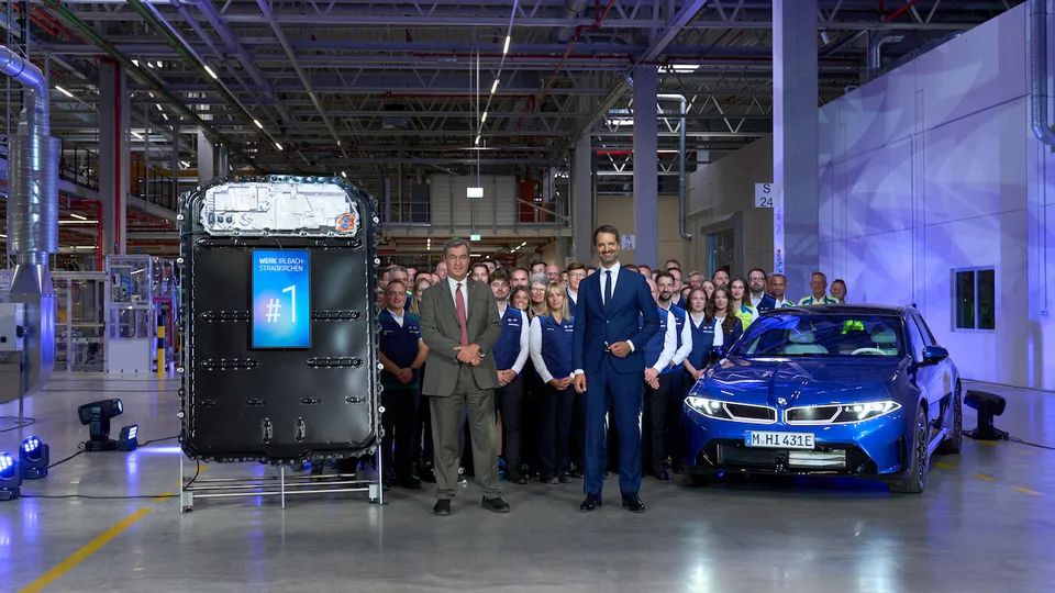 BMW inaugura la fabbrica di batterie Gen6 in Baviera