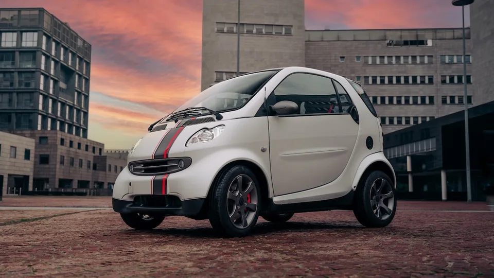 Aznom trasforma le Smart ForTwo in quadricicli L6e - L7e