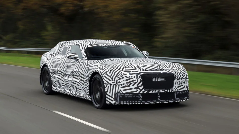 Scoop: Jaguar testa la GT elettrica