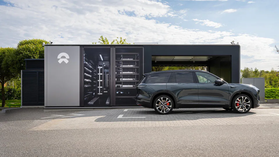 NIO battery swap stations