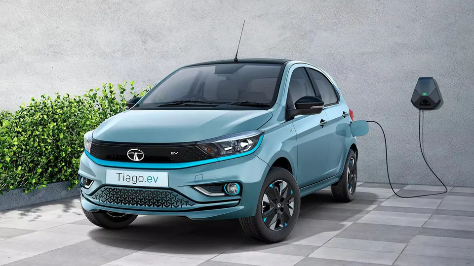 Tata Tiago EV Anteriore